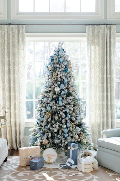 ragyogó babakék karácsonyfa